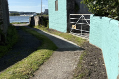 9-Outside-back-Lane-to-sea